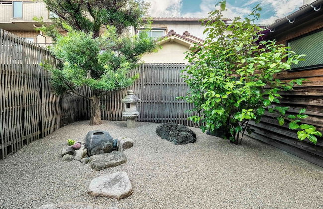 Higashiyama Kageroi - Photo 23