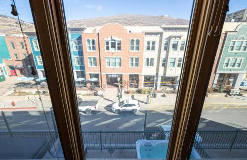 Ski in Ski out Main Street Balcony Hot Tub - Photo 42
