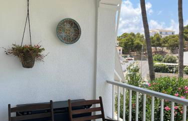 Duplex in residential complex with pool - Photo 4