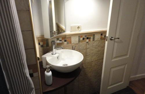 Center Valencia - Photo 56