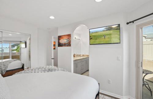 Bay View Dream - Steps to Bay, Rooftop Patio & AC - Foto 57