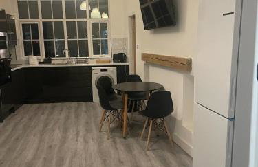 Stylish modern 2 bedroom flat 6B - Foto 3