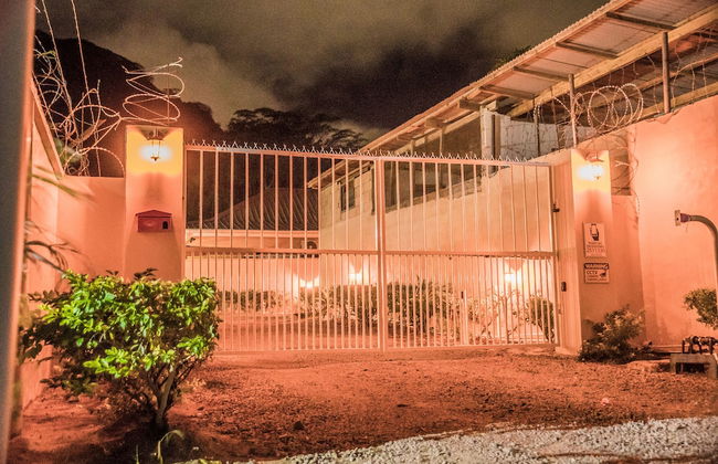 Tropical Hideaway - Photo 39