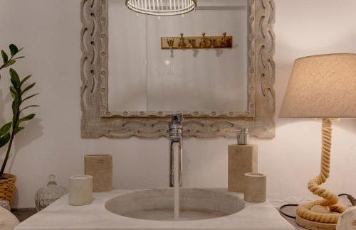 Rock Villas Santorini - Villa Legend Castle View Jacuzzi 130 sq m up to 7 Guests - Foto 59