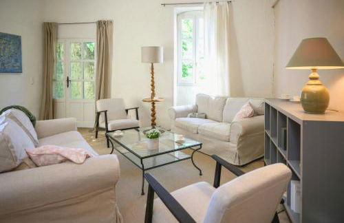 Artist's Villa With Pool Near Aix-En-Provence - Foto 16