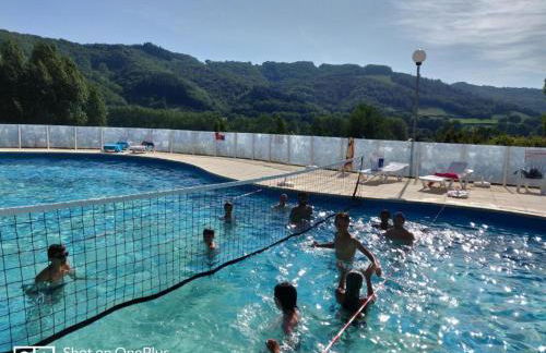 Saint geniez d'olt Jolie t2 aménagée et équipée village goelia 2 piscines chauffées - Photo 6