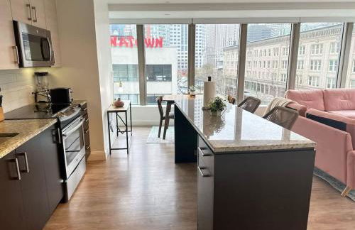 Upscale 2BR Condo with Gym & Parking near MGH & TUFTS - Foto 28