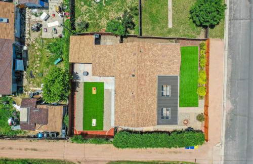 Modern Main-Level | TWO Kings • Yard • Downtown - Foto 24