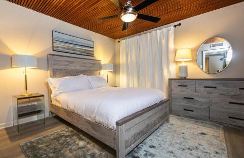 Elegant 2BR w Resort Courtyard in Central Dallas - Foto 3