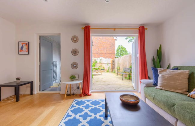 Bright 3 Bedroom House With Terrace, 16 Mins to Big Ben - Foto 1