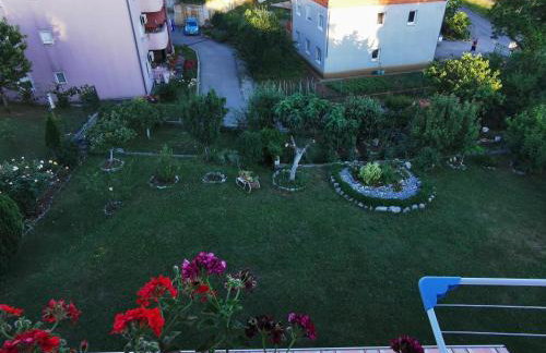 Premium Two-bedroom Apartment - Photo 10