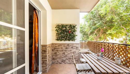 Amplio piso con 4 habitaciones para disfrutar de Málaga con parking gratuito - Photo 5