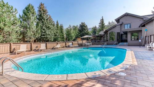 Snowcreek 1520 - Photo 2