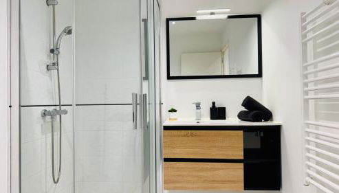 La Parenthèse Moderne - Parking - Wifi - Foto 3