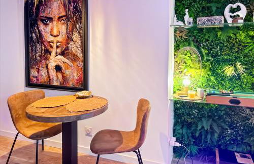 Le Bohème Spa, loveroom à Sète - Foto 6