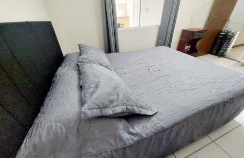 Casa Espaçosa 3 Quartos Sala Cozinha e Churrasqueira - Foto 24