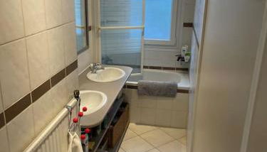 Appartement entier climatisé - parking privé - Foto 5