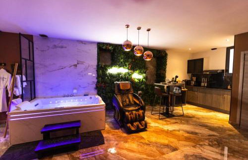 Krystalisya Room Suite Spa Privatif Sauna Jacuzzi Siege Massant - Foto 31