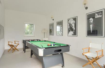 Beautiful Villa Village with tennis court in Tinj - Photo 45