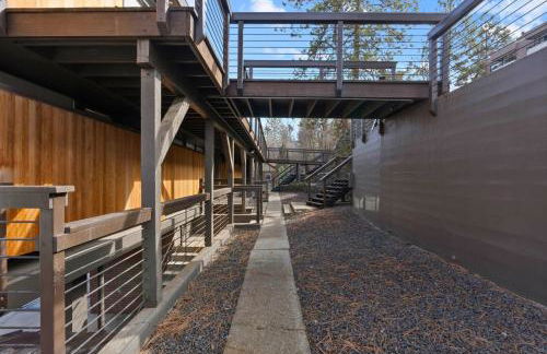 Iconic Modern Stay w Free Parking - Foto 23