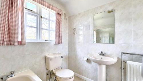 Hidden Haven Cottage with Free Parking - Foto 3