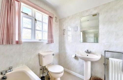 Hidden Haven Cottage with Free Parking - Foto 3