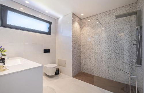 Contemporary Residence B by Homie - Foto 8