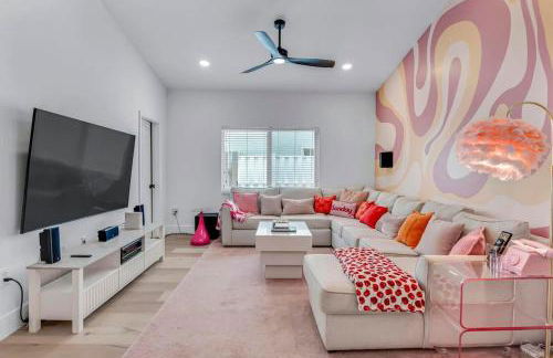 Designer Stylish Villa by Sawgrass with Hot Tub and Arcade Games - Foto 13