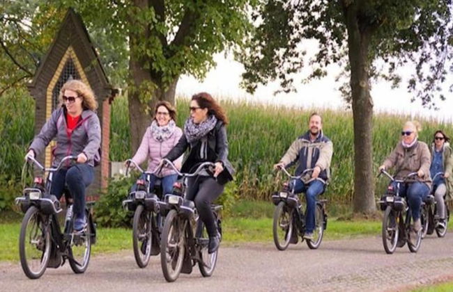 Chalet in Holiday Park With Private Terrace - Photo 26