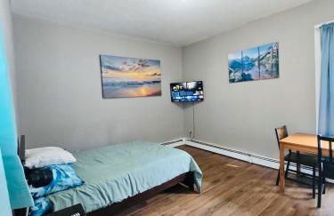 Suites on East Side near Whole Foods, Brown University, Miriam Hospital, MBTA, Downtown, - Foto 9