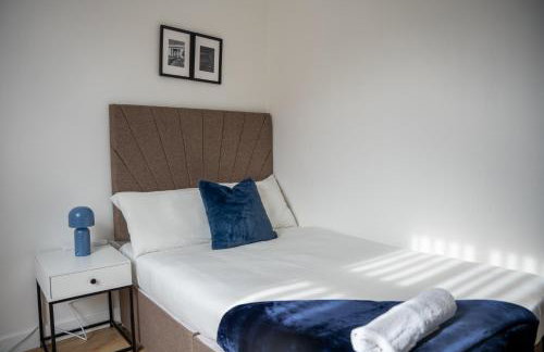 Stylish 3BR 18mins to Peak District,Free, Parking Wifi,Netflix ,Sky Sports - Photo 19