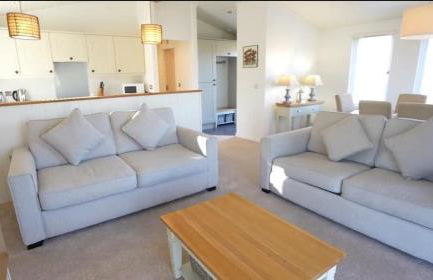 Luxurious Riverside Lodge - 'The Ardle' - Photo 5