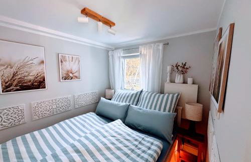 Sunlit Garden - Ruhig am Wald nahe Warnow Rostock - Kamin - Foto 49