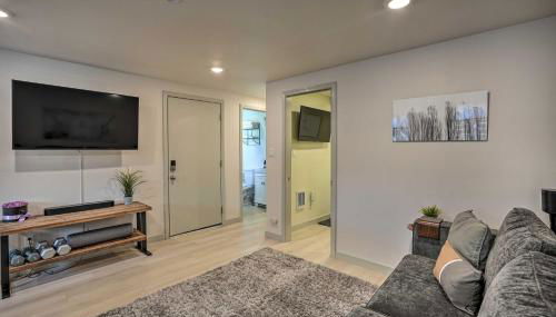 Ideally Located Oakland Home with Private Yard! - Photo 4