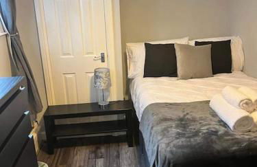 Cosy Jesmond 3 bed apartment - fantastic location - Photo 26