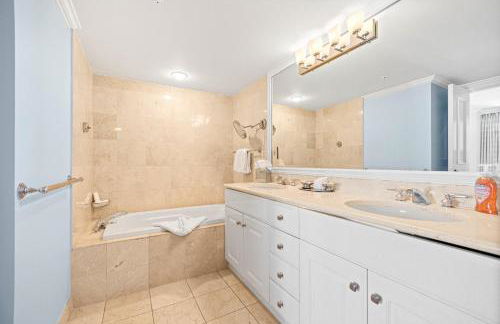 Seashells and Sunshine Marco Beach Ocean Resort 1105 - Foto 48