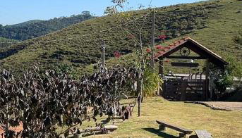 Maravilhoso sítio em Santa Branca, SP - Foto 4