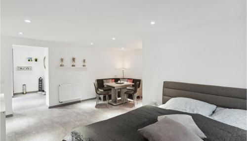 1 Bedroom Lovely Apartment In Nieheim - Foto 4