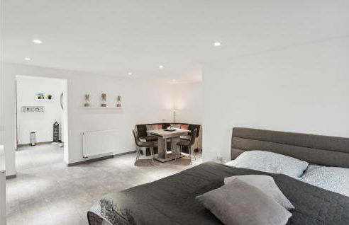 1 Bedroom Lovely Apartment In Nieheim - Foto 4