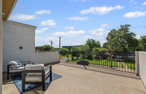 The Diamanti 3BD In the Heart of Dallas - Photo 43