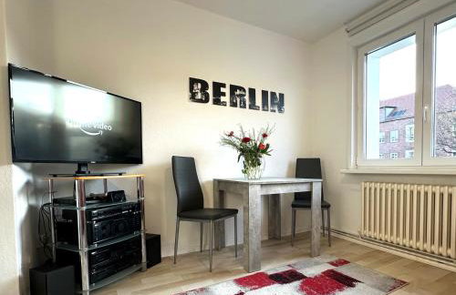 "IDEAL42" - Berlin für Zwei - citynah, verkehrsgünstig, Supermarkt, flexibler Check-In - Foto 4