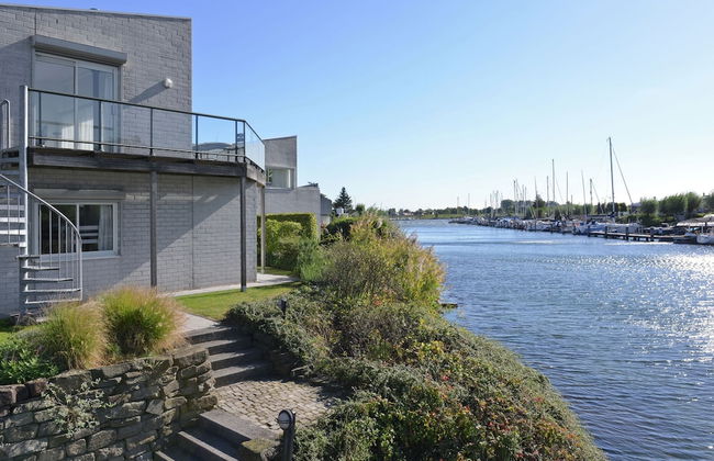 Water Villa Kortgene by Veerse Meer - Photo 1