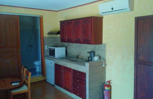 Sunrise Apartments - Photo 22