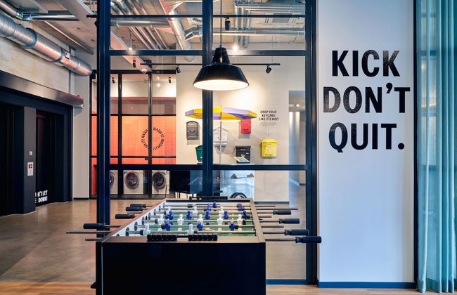 STAYERY Bielefeld Hauptbahnhof - Foto 2