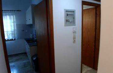 Glyfada's Family Apartment - Photo 31