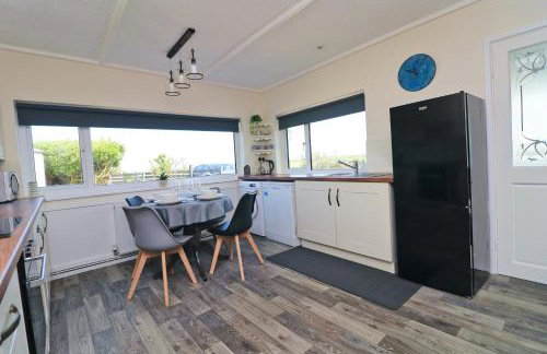 Coastal retreat surrounded by open countryside - Foto 13