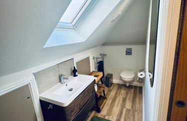 3 bedroom Brookwood Road apartment - Foto 15