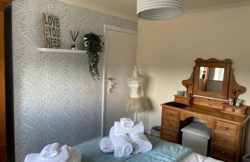 Cute and cosy 2 bed cottage - Foto 47