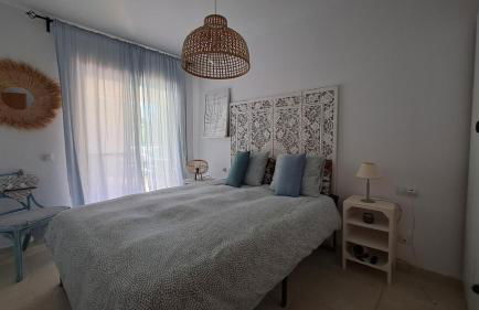 Apartamento exclusivo en Calafat - En frente de Cala Llobeta - Foto 5