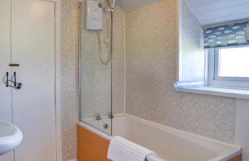 Sanctuary Cottage - Photo 14